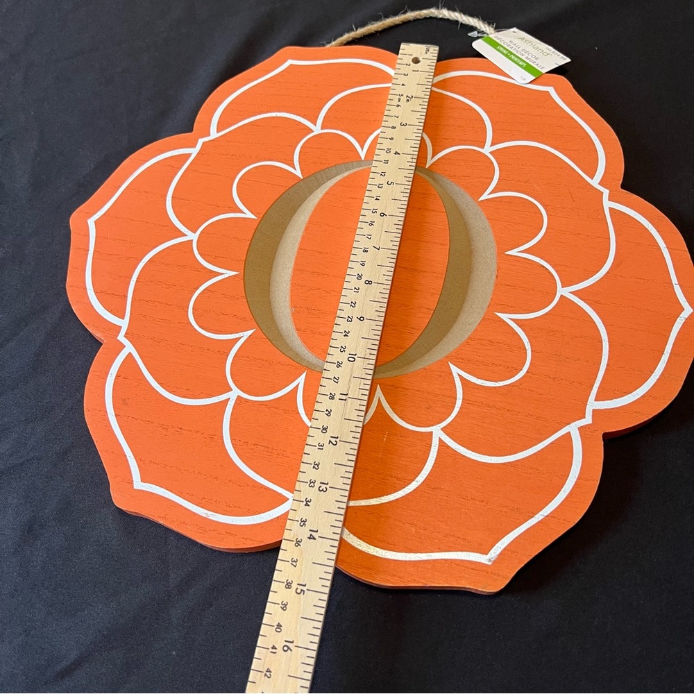 Vibrant Orange Floral Wall Art featuring the letter O - Picture 3 of 5